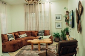 Hatua Dahlia Home